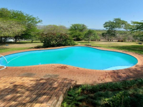 322 on Kiaat, Stones throw from Kruger Park, Malelane Gate